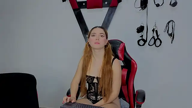 Hana and Zeta2026 online show from April 1, 1:41 pm