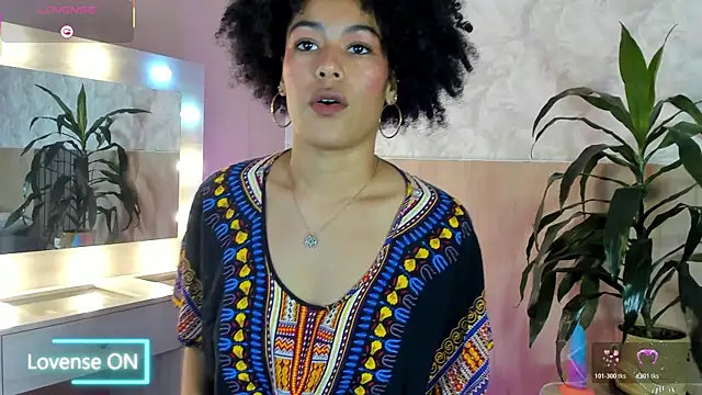 baddie delaylaa online show from April 2, 7:22 pm