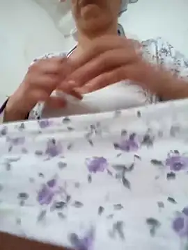  KapiiTana  online show from April 7, 9:55 am