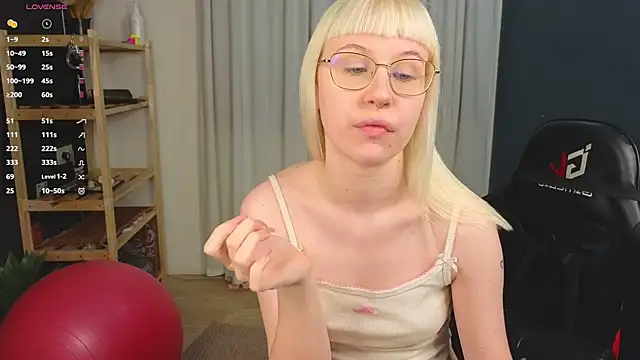 call me heaven online show from April 6, 4:08 pm