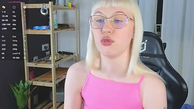 call me heaven online show from April 3, 4:49 pm