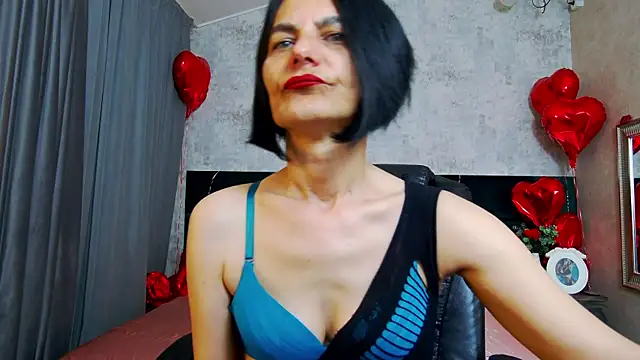 KalystaSwiss online show from April 6, 4:57 am