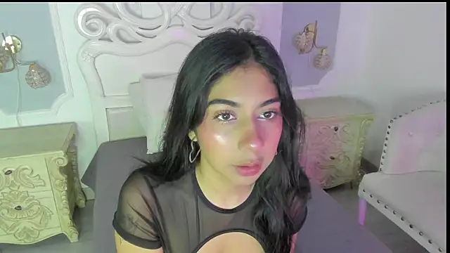 elizathx online show from April 10, 12:00 pm