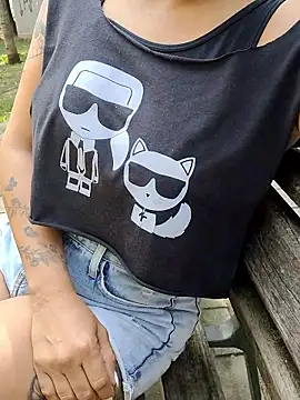 Medusa Kitty online show from March 31, 2:39 pm