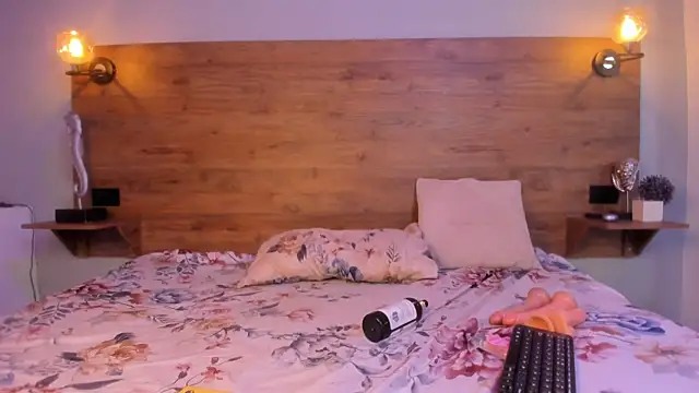 MOONWUW online show from July 14, 11:09 pm
