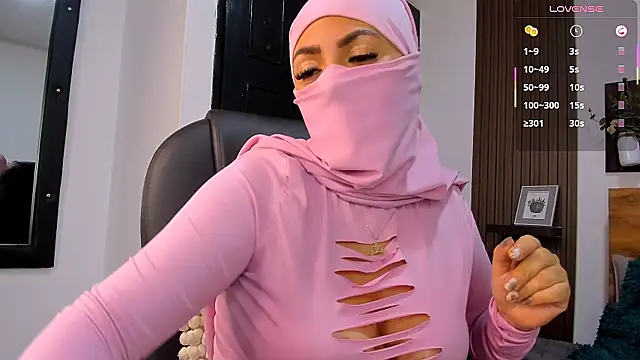 Nailea   online show from April 7, 4:58 am