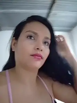 scarletmouse online show from April 10, 7:20 pm