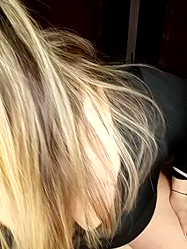 Ninettahot online show from April 12, 2:25 am