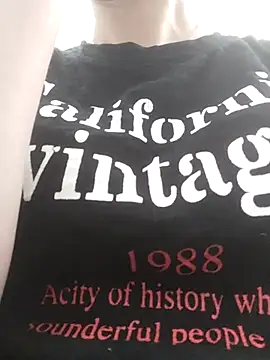 Saryloveparadise online show from April 10, 1:22 am