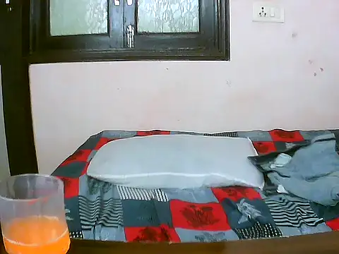 HOTTY ALIA1 online show from April 15, 4:57 am