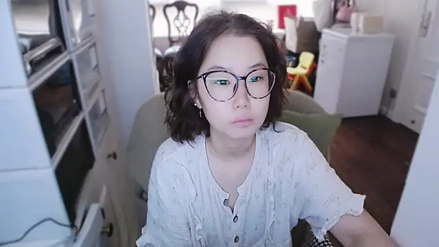 A--zi online show from June 25, 10:55 pm