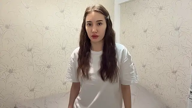 NamiLoon online show from April 1, 4:13 am