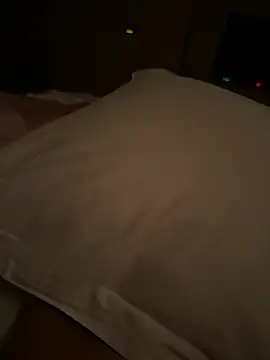 tanhualang001 online show from April 15, 12:00 am