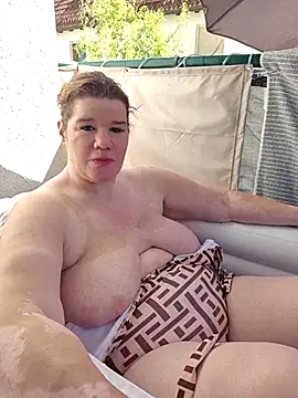 curvystachel42 online show from July 4, 2:24 pm