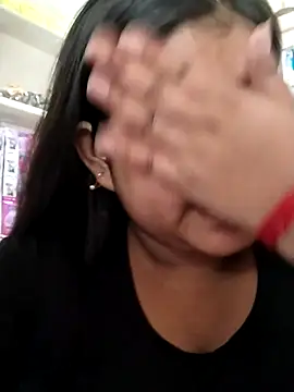 dreamdollx online show from April 16, 9:53 am