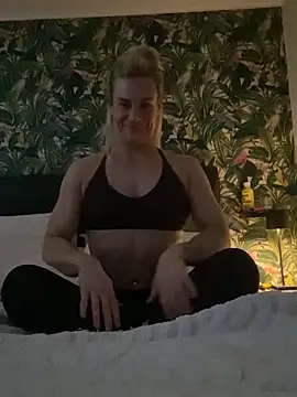 MazyBlue online show from March 30, 5:34 pm