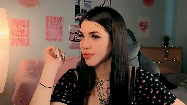 molly rettyy online show from April 11, 6:30 am