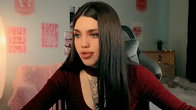 molly rettyy online show from April 3, 4:32 am