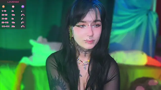 CallmeDistress online show from April 26, 10:57 am