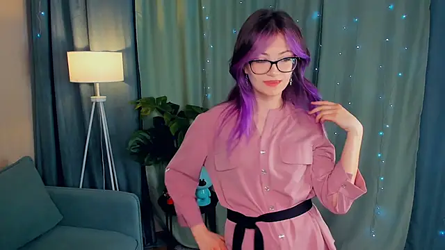 SuRenzi online show from April 2, 3:53 pm