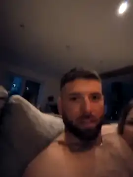 NanouJuju online show from April 24, 7:05 pm