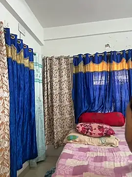 Sweet-Ellina online show from April 3, 6:00 am