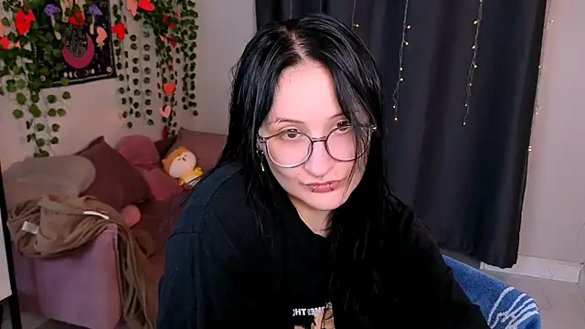 Ame Core online show from April 12, 8:44 pm