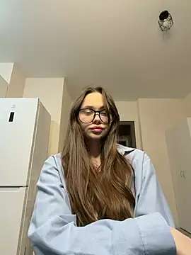 NIKAGPT online show from April 9, 6:57 pm