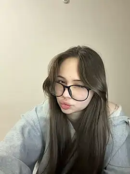 NIKAGPT online show from April 5, 9:03 pm