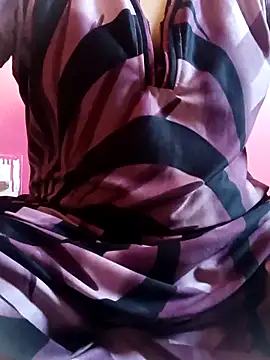 itz-liliroy online show from April 10, 6:52 am