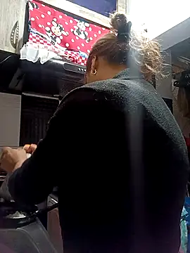 QUEEN TABOO online show from April 11, 8:45 pm