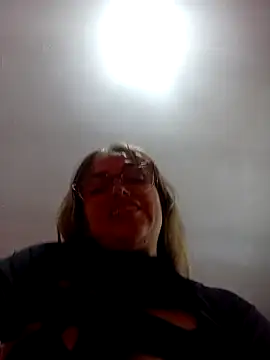 QUEEN TABOO online show from April 10, 1:11 am