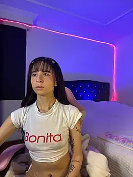 its Lia 1 online show from April 13, 12:17 pm