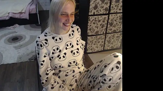 Sweet hot shrmp online show from April 7, 8:22 pm