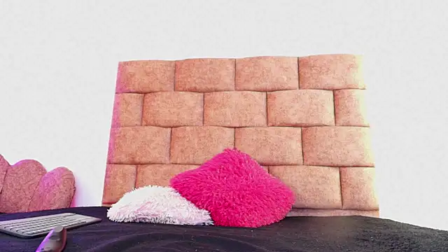 Emily Gross online show from April 13, 2:18 pm