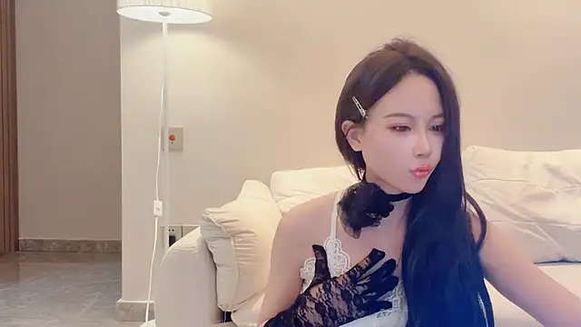 huxierbaby online show from April 1, 2:25 pm