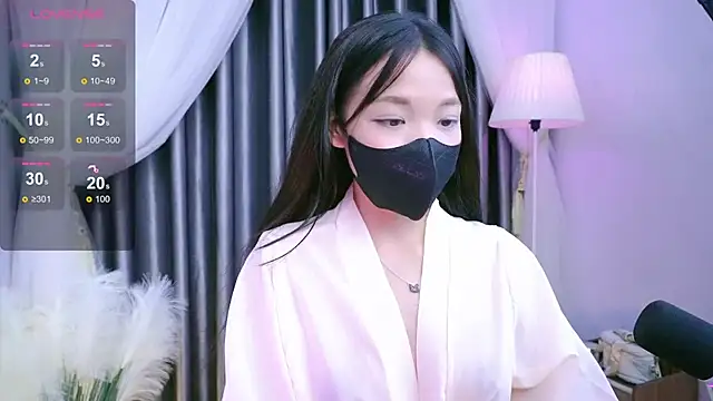 Lu Ly22 online show from June 3, 2:33 pm