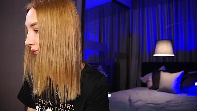 Melrose  online show from April 4, 9:13 pm