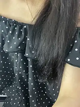 Annie nii online show from April 18, 11:59 pm