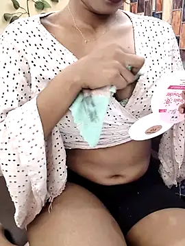 BlushingBunny  online show from April 13, 5:47 pm