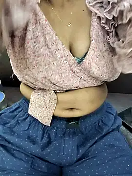 BlushingBunny  online show from April 11, 5:27 pm