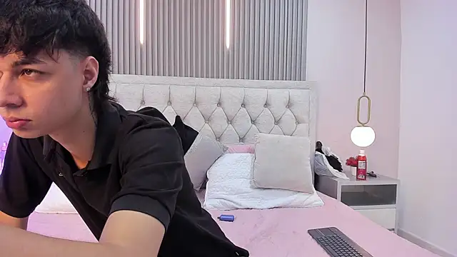 andy may18 online show from April 11, 1:37 pm