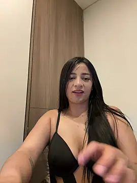 nicole bunny21 online show from April 4, 4:33 am