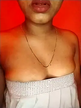  Sofi x online show from April 10, 7:09 pm