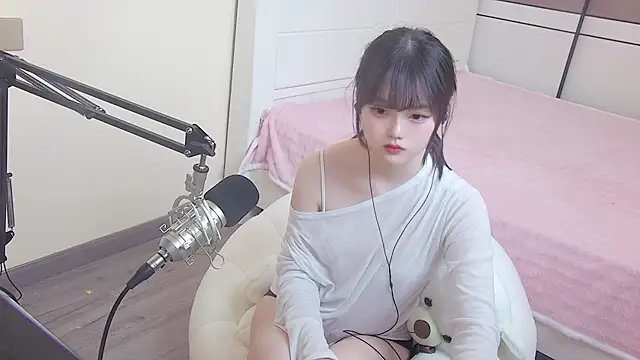 NINI531 online show from April 14, 11:43 am