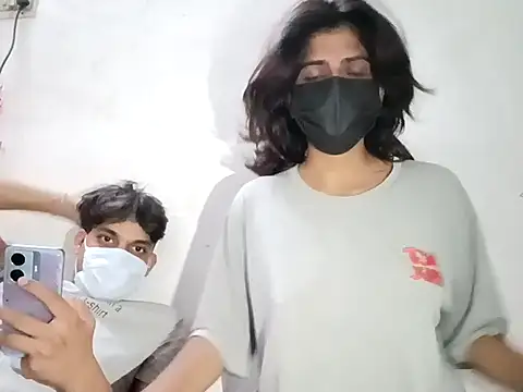 rubisassy14 online show from April 17, 7:05 pm