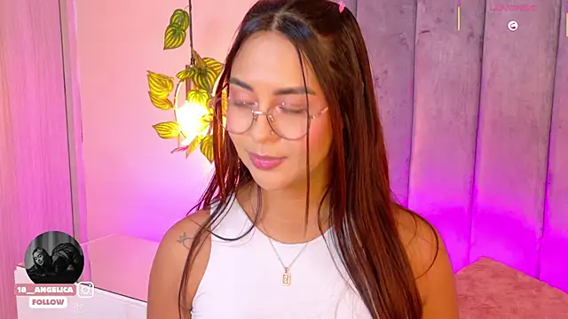 angelicaa garcia online show from July 14, 11:26 am