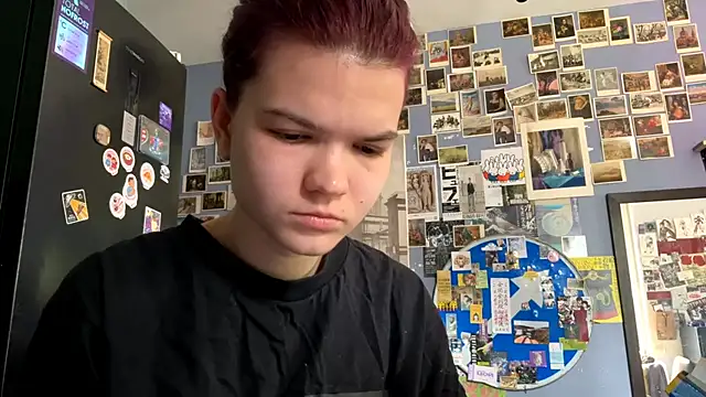 DarylLarrow online show from April 14, 9:31 am