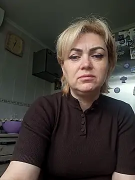SylvieGold453 online show from May 30, 9:29 am