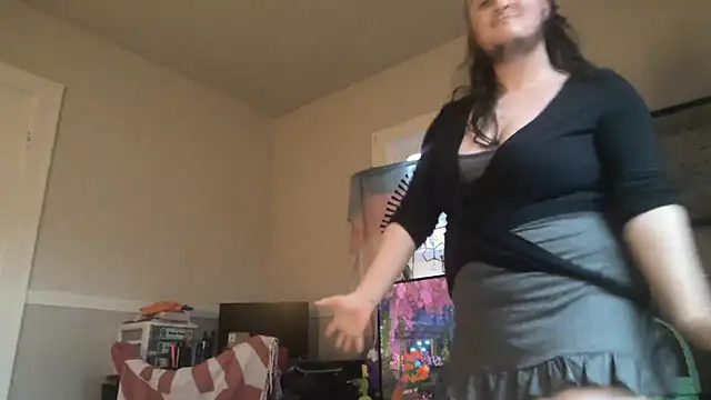 knottyn3bulara online show from April 11, 2:17 am